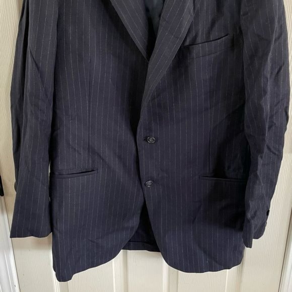 Brooks Brothers Men’s “346” Navy Pinstriped Blazer - Picture 4 of 16